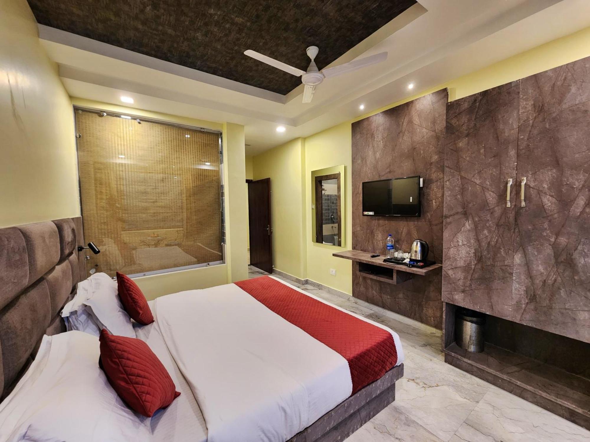 The White Orchid Dalhousie Hotel Exterior photo